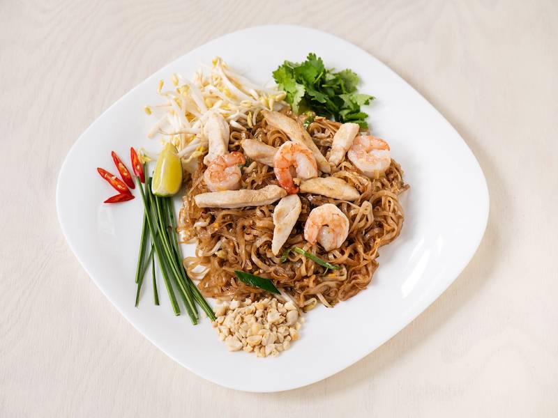 18. Pad Thai ผัดไทย