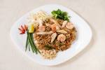 Pad Thai s kuracm a krevetami